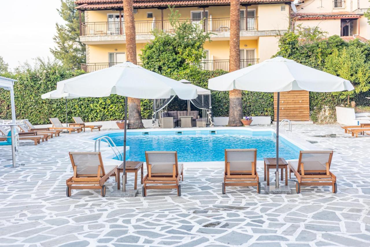 Theo Bungalows Boutique Hotel Kryopigi Exteriör bild