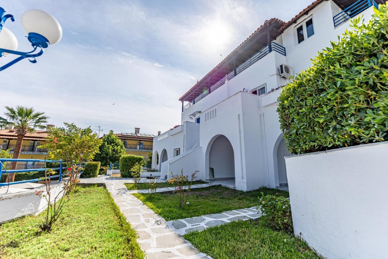 Theo Bungalows Boutique Hotel Kryopigi Exteriör bild