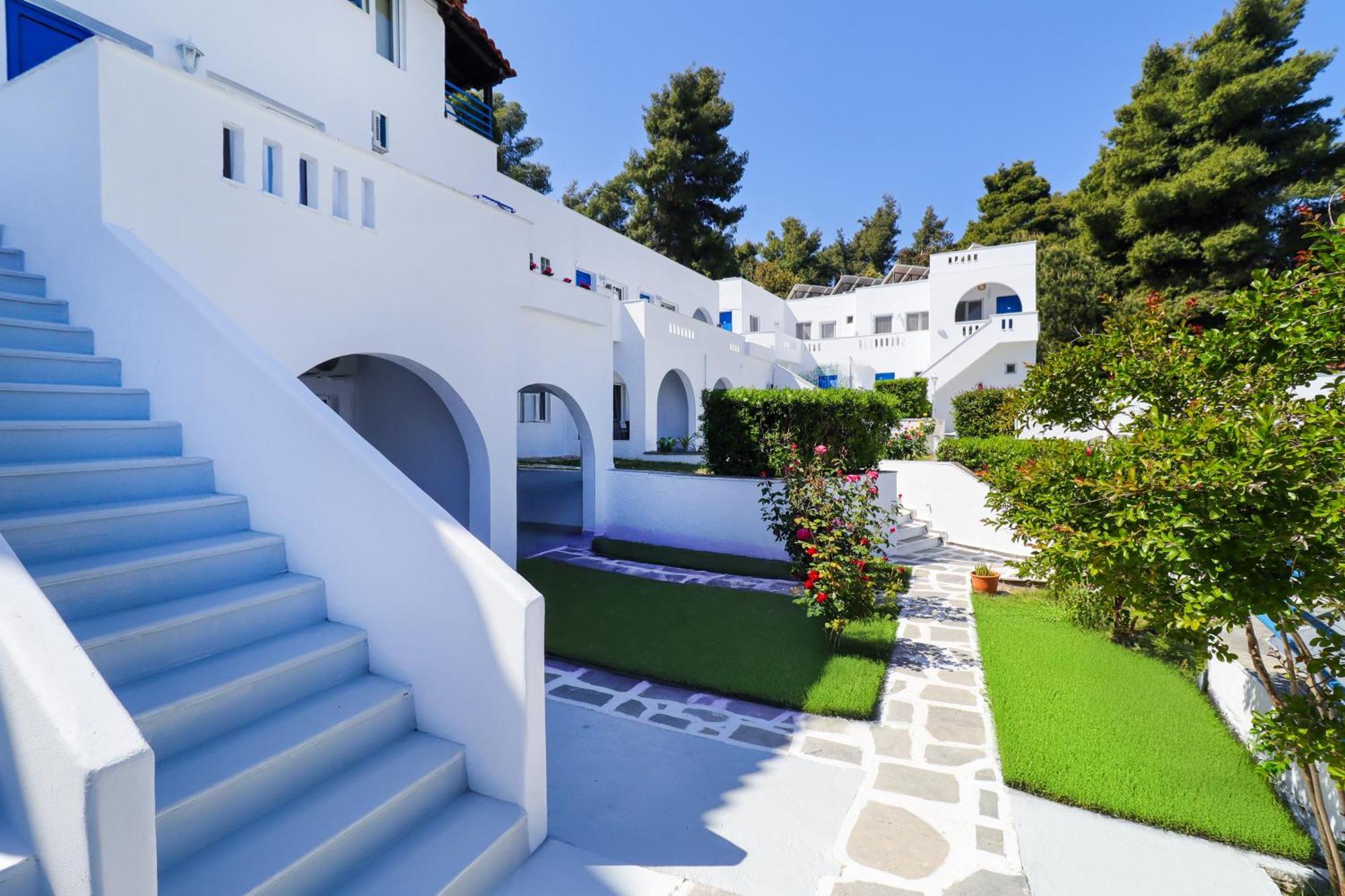 Theo Bungalows Boutique Hotel Kryopigi Exteriör bild